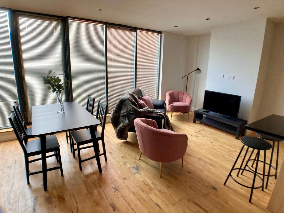 Linen Quarter Apartments Белфаст Екстериор снимка